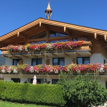 Appartement Pointschneiderhof Maishofen Buitenkant foto